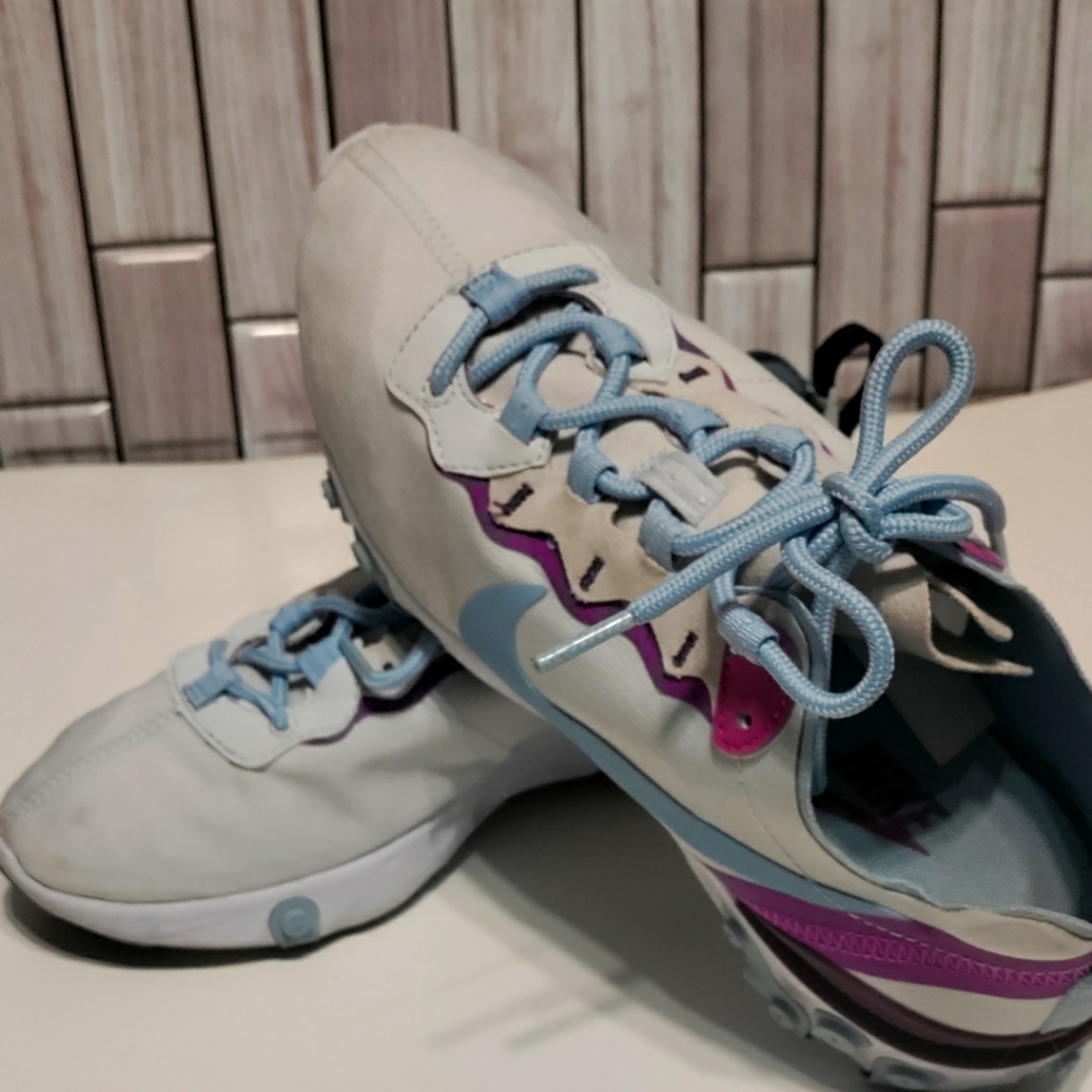 Women's Nike Sneakers